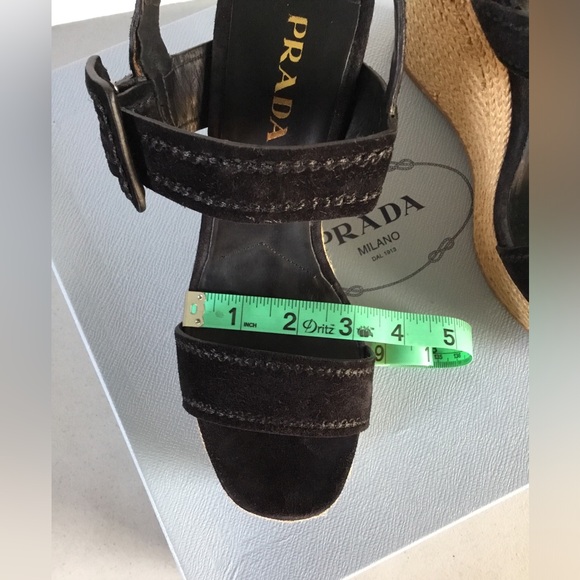 PRADA - Picture 12 of 16